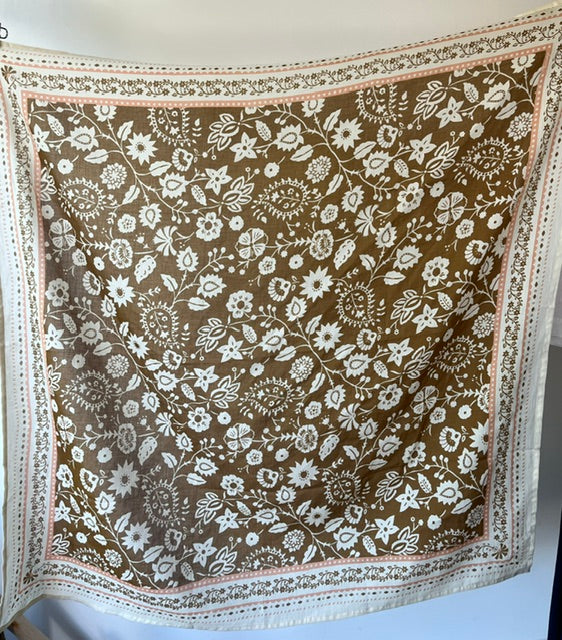foulard bronze
