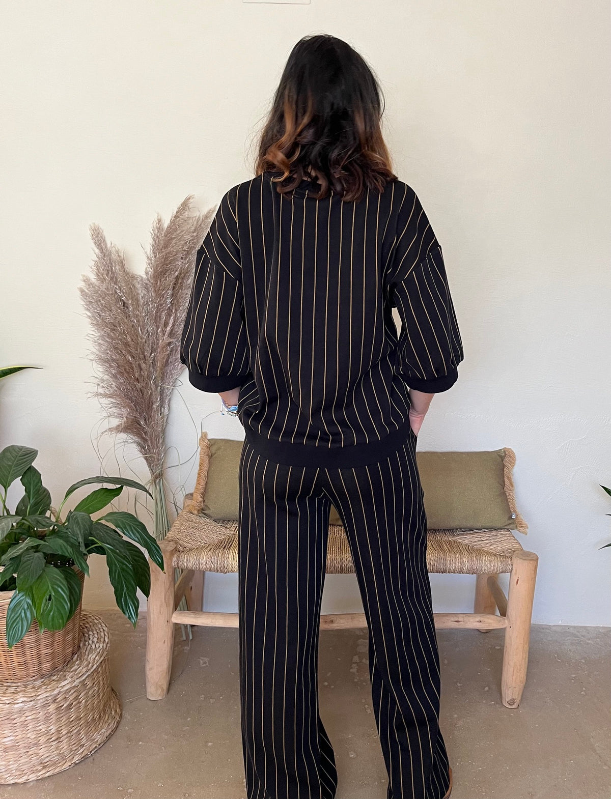 Pantalon noir rayé