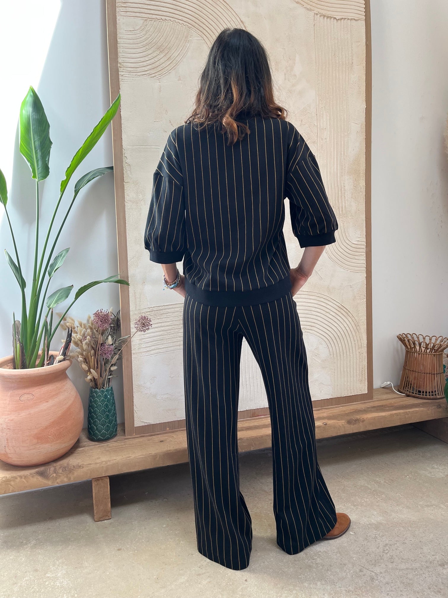 Pantalon noir rayé