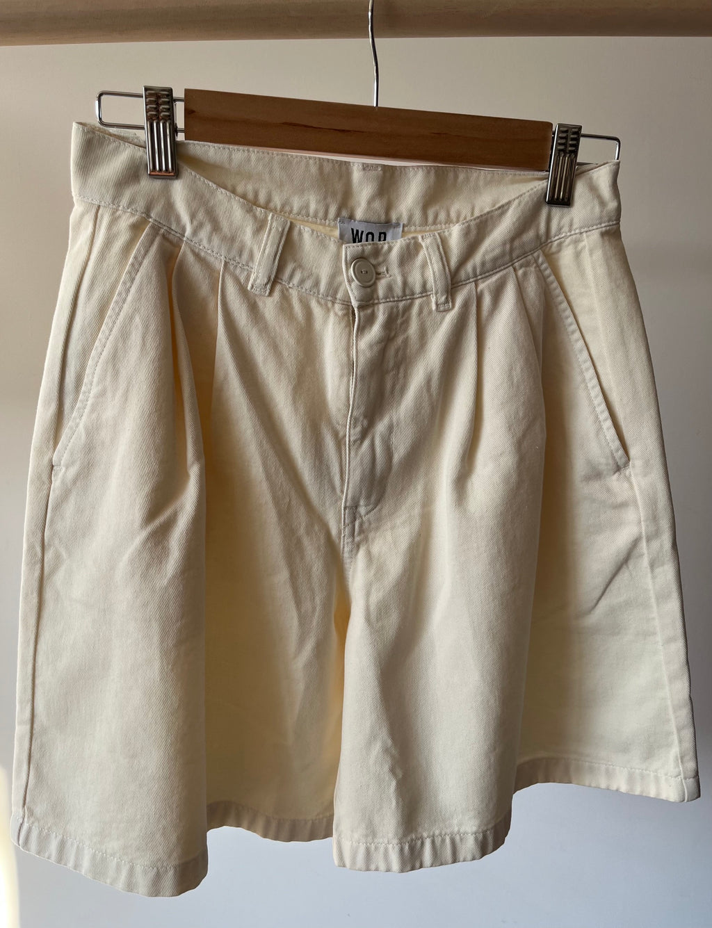 Short blanc unisexe en coton bio