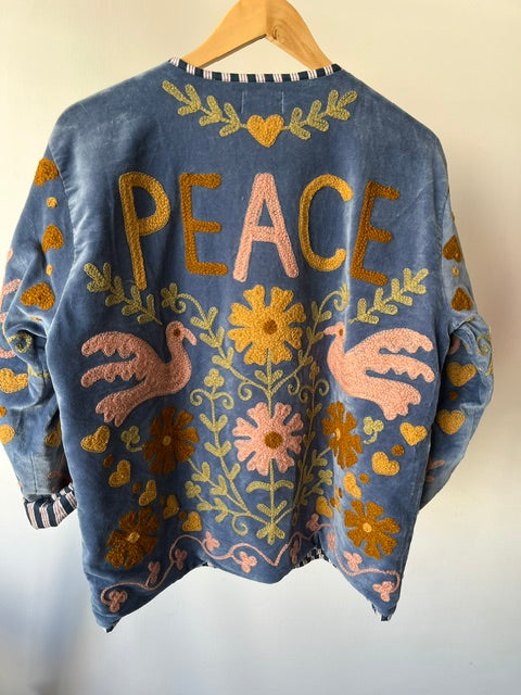 Veste brodée bleue