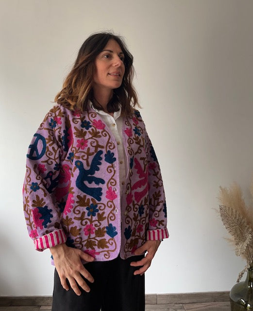 Veste brodée violette